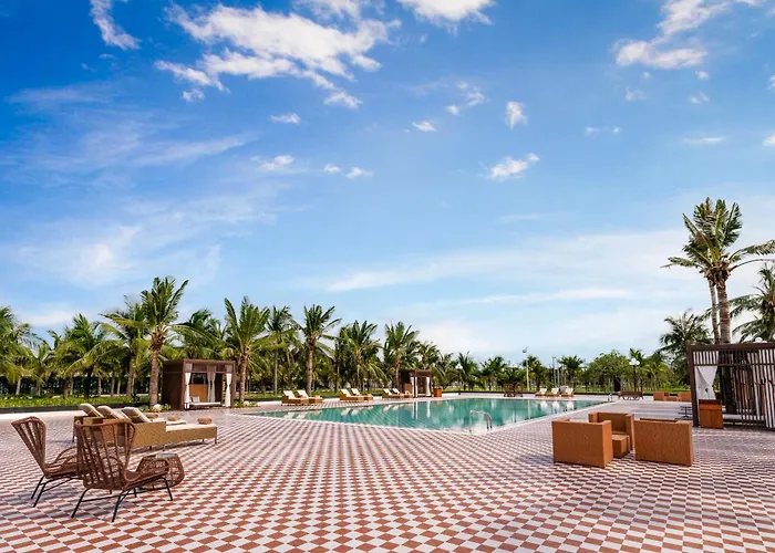 Tuan Chau Khu nghỉ mát 4*