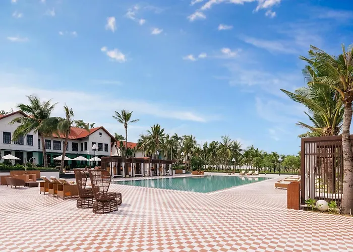 Tuan Chau Khu nghỉ mát 4*
