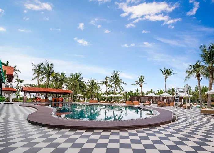 Tuan Chau 4* Hạ Long