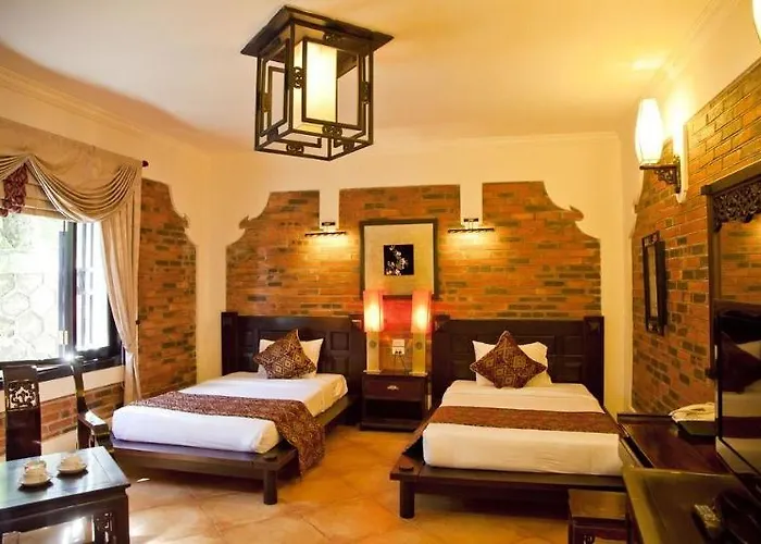 Khu nghỉ mát Tuan Chau 4*